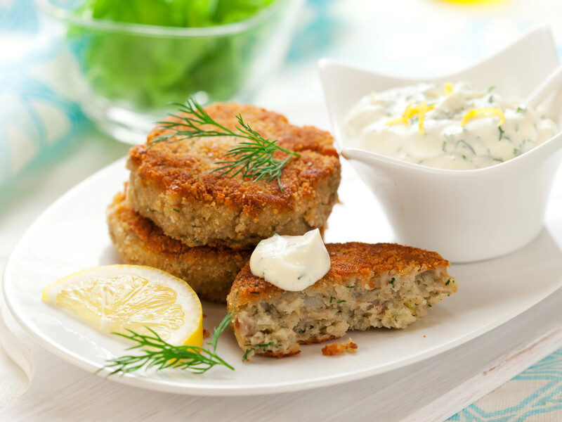 "Я схудла на 12 кг, мій чоловік – на 47 кг". Спробуйте на дієті ці смачні, румʼяні, нежирні рибні котлети