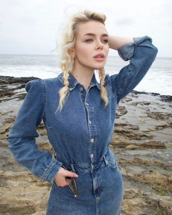 Аліна Гросу розлютила українців через розваги під час російських обстрілів України: "Танці на крові"