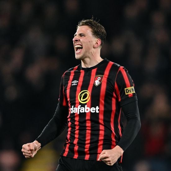 Забарний подовжив контракт із "Борнмутом" – подробиці