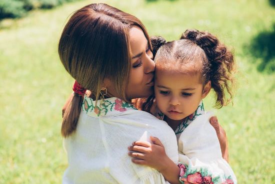 Гайтана показала рідкісне фото з 7-річною донькою і здивувала, як вона з роками змінилася