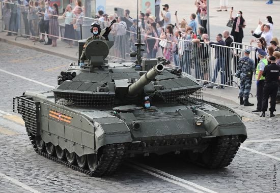 В Росії закінчуються запаси танків: чи так це насправді — Defense Express