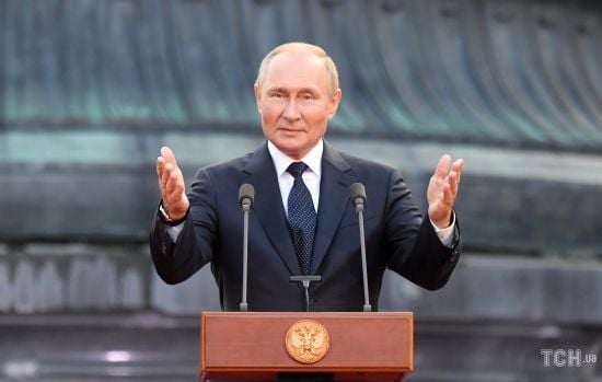 Плани Заходу провалились або як Путін не став вигнанцем: гучна стаття Bloomberg