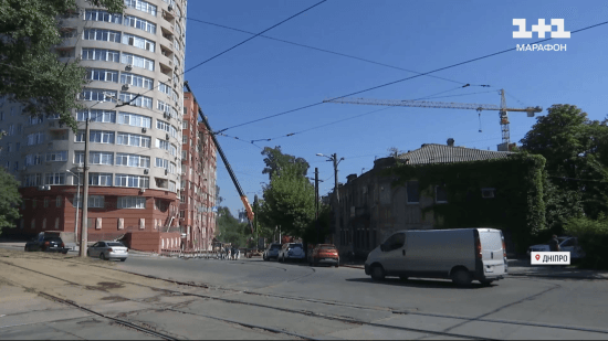 "Уже попрощалась з життям": що відомо про потерпілих та загиблих через ракетний удар по Дніпру