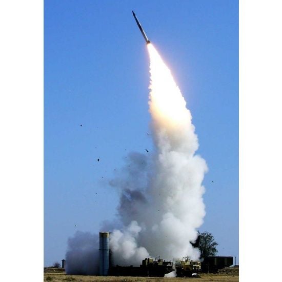 Росіяни обстріляли Харків: є "прильоти" і загиблий