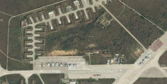 В Генштабі підтвердили удар по аеродрому "Саки" в окупованому Криму: стали відомі подробиці В Генштабі підтвердили удар по аеродрому "Саки" в окупованому Криму: стали відомі подробиці