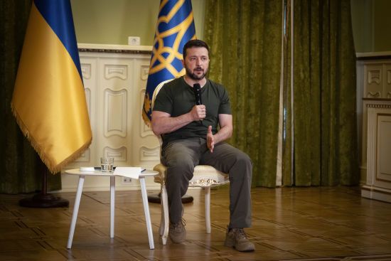 Зеленський назвав терміни закінчення війни: головне з візиту до Великої Британії та інтерв'ю BBC