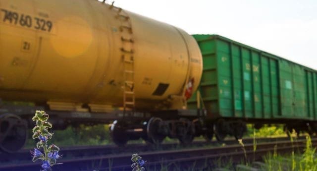 "Укрзалізниця" збільшила перевезення вантажів на 28%, експорт зерна зріс на 43%