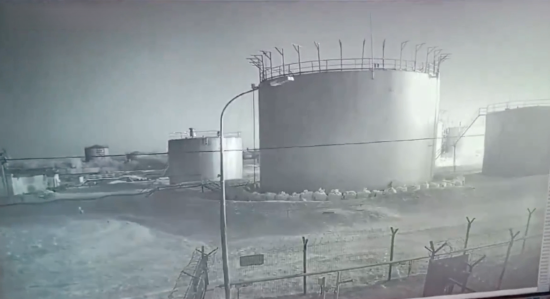 ЗМІ: атака по нафтобазі в Ростовській області – спецоперація СБУ, відео моменту удару