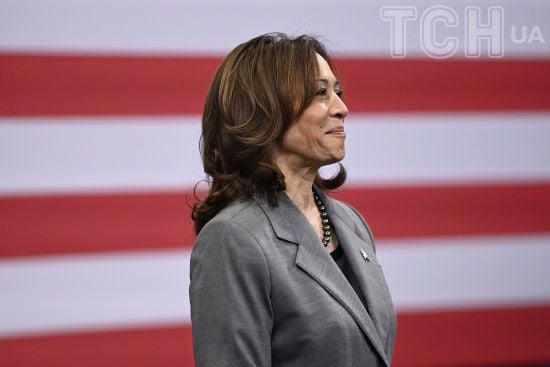 Камала Гарріс за добу зібрала рекордну суму пожертвувань на свою передвиборчу кампанію - The Hill
