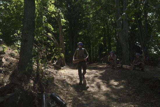 Росіяни націлилися на ще одне стратегічно важливе місто на Донбасі: чим це загрожує ЗСУ