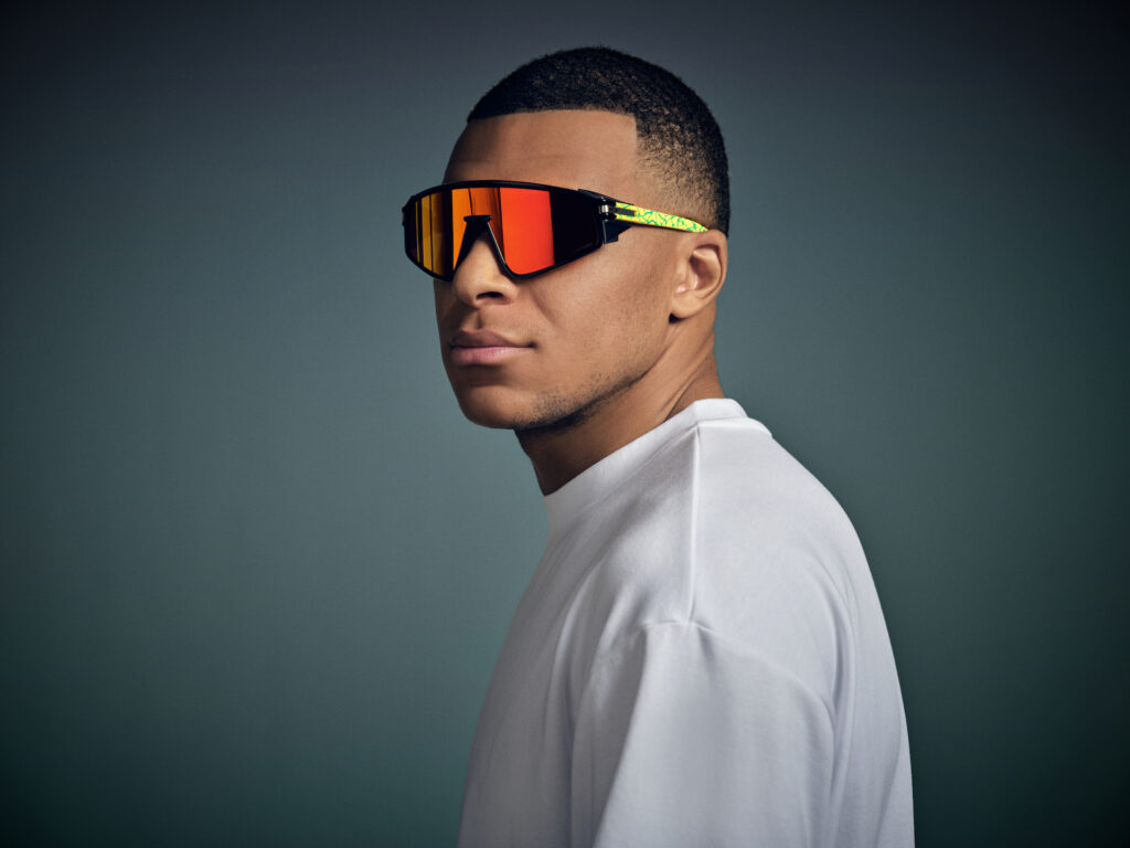 Кіліан Мбаппе та інші спортсмени у рекламній кампанії Oakley