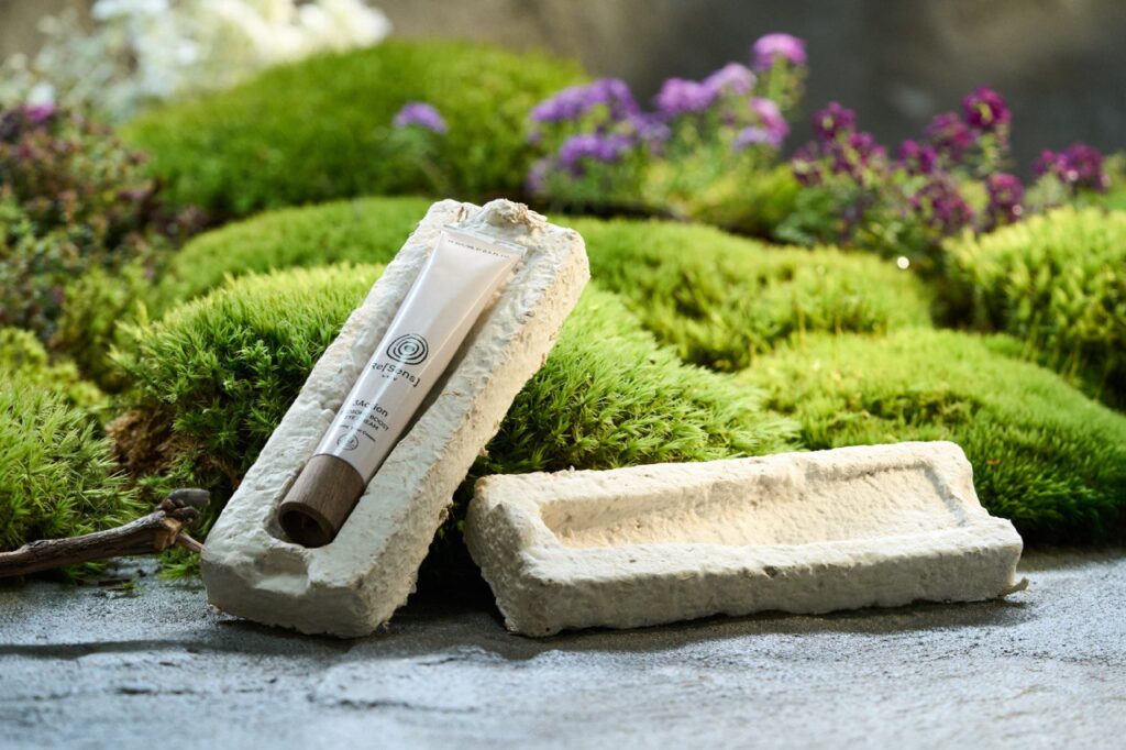 RE[SENS] – перший бренд на ринку професійної косметики, який повністю відмовився від пластику