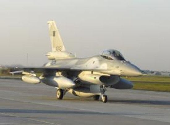 Як Україна захищає свої літаки F-16: ЗМІ дізналися про "маленькі хитрощі" військових