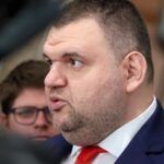 Найвпливовіший олігарх Болгарії втрачає владу