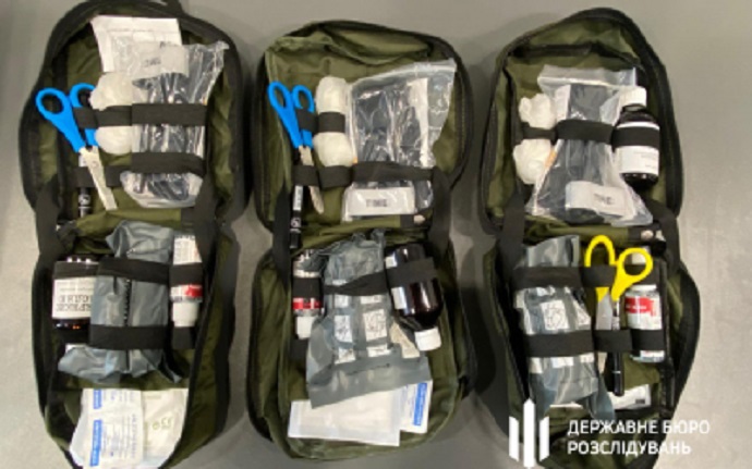 Військовим купили неякісних аптечок на майже 60 мільйонів: відповідальним оголошено підозру