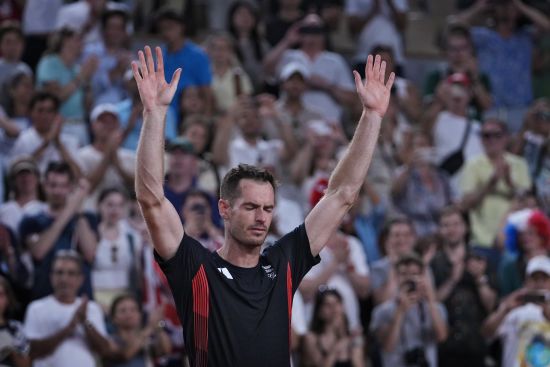 Легендарний британський тенісист вибув з Олімпіади-2024 та завершив кар'єру: зворушливе відео