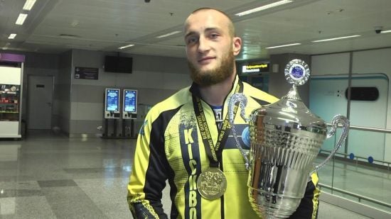 На війні загинув всесвітньовідомий кікбоксер Роман Головатюк