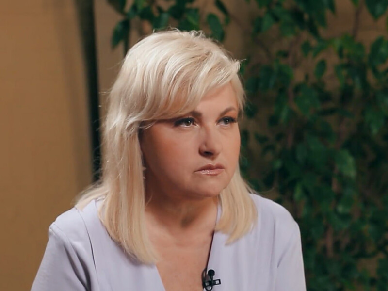 "Боляче нестерпно". Бурмака розповіла музею "Голоси Мирних" Фонду Ріната Ахметова про смерть брата, який добровольцем пішов на війну