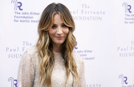 38-річна зірка "Теорії великого вибуху" Куоко виходить заміж через рік після народження первістка