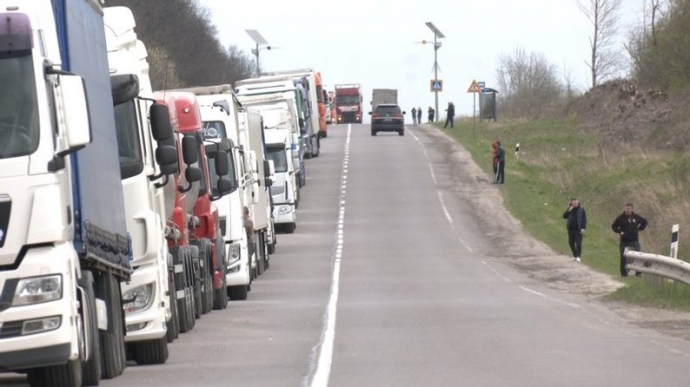 На одному з КПП на кордоні з Польщею можуть бути затримки протягом місяця На одному з КПП на кордоні з Польщею можуть бути затримки протягом місяця