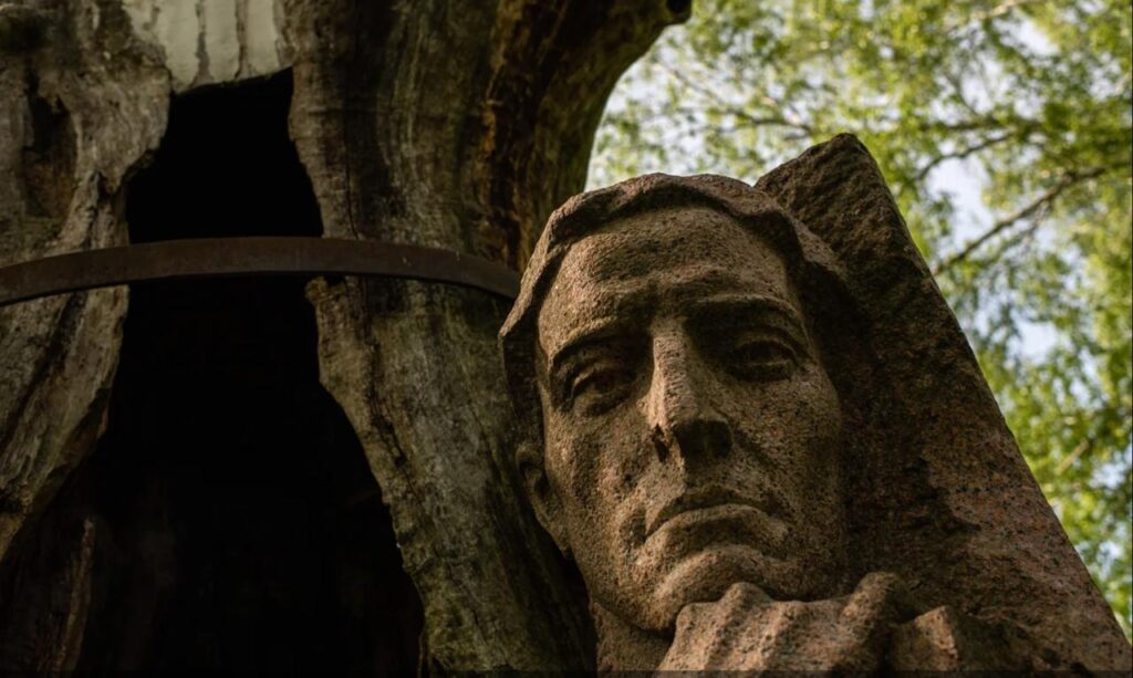 Зруйнований музей Сковороди можна відвідати онлайн