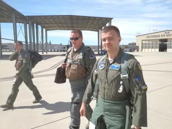 Найкращий український пілот Moonfish загинув під час аварії F-16 - CNN