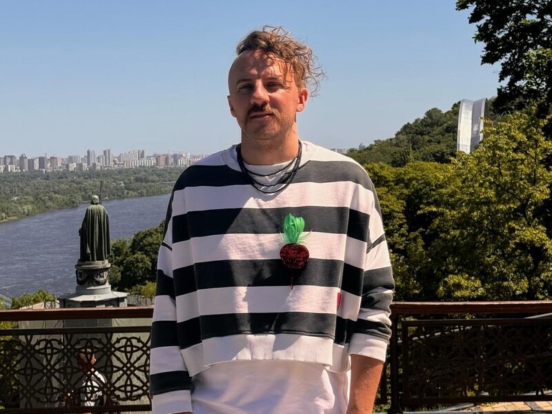 "Україна – це не лише війна". Клопотенко показав, як на Олімпіаді пригощав іноземців борщем