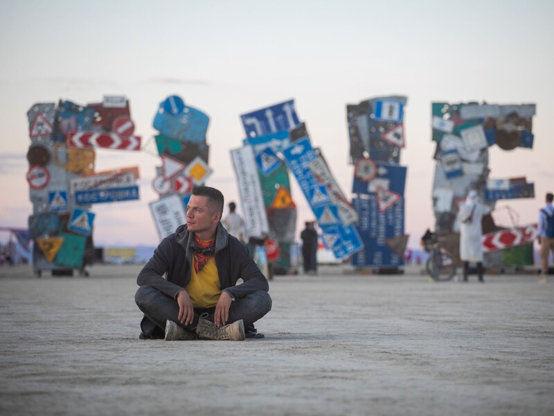 "Здається, ідея спрацювала". На фестивалі Burning Man у США українці показали інсталяцію вагою 10 тонн, яка змусила американців плакати. Фото "Здається, ідея спрацювала". На фестивалі Burning Man у США українці показали інсталяцію вагою 10 тонн, яка змусила американців плакати. Фото