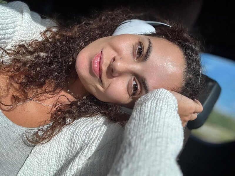 Каменських розповіла, як дихати, щоб упоратися з тривогою. Співачка розсекретила й інші методи Каменських розповіла, як дихати, щоб упоратися з тривогою. Співачка розсекретила й інші методи