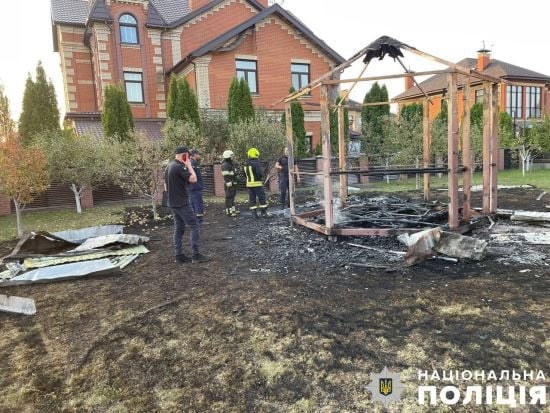Атака на Київ: поліція показала наслідки ворожого удару (фото) Атака на Київ: поліція показала наслідки ворожого удару (фото)