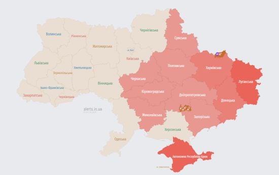 У низці областей оголошена повітряна тривога: є загроза балістики