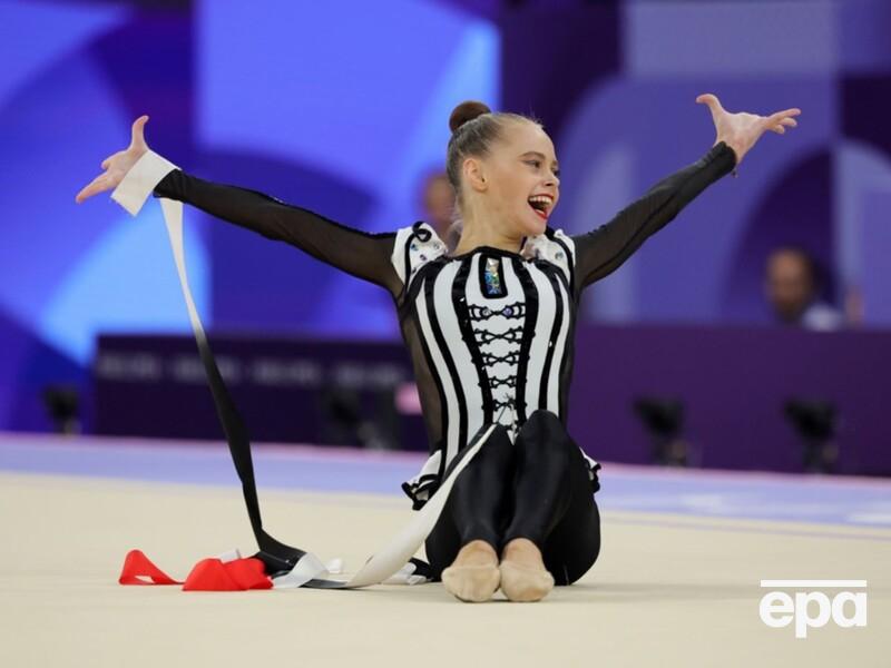 "Це перлина". 16-річна українська гімнастка Онофрійчук на Олімпіаді в Парижі "звела всіх із розуму" під хіт Джексона Thriller. Відео