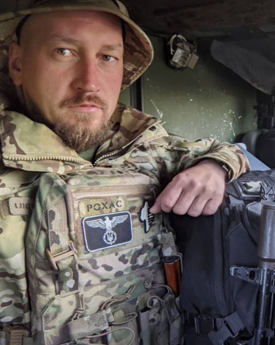 Відомий співак отримав серйозне осколкове поранення голови на фронті: "Хотілося зникнути"