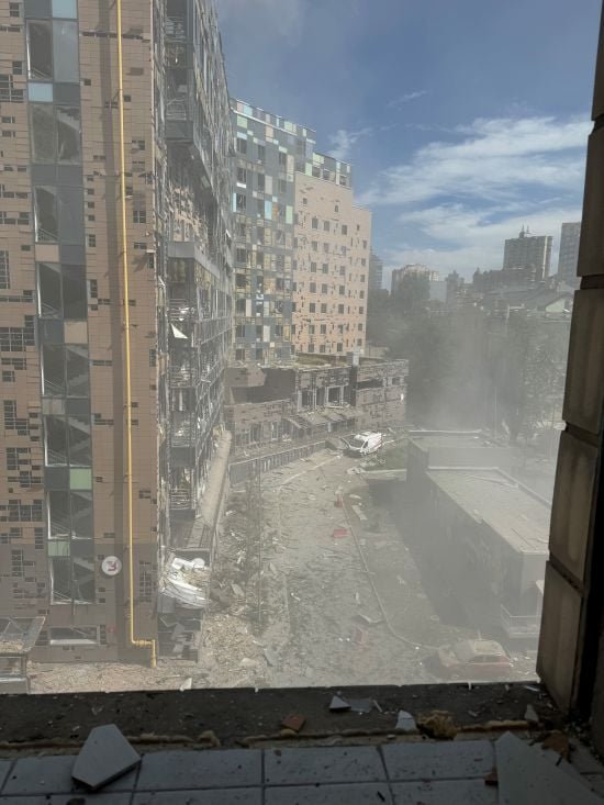 Скандал з "Охматдитом": хто захотів нажитися та куди підуть гроші, які збирали всім світом