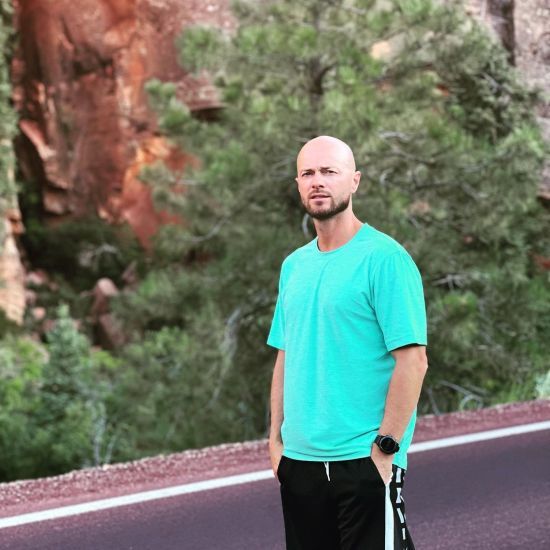 Влад Яма неочікувано звернувся до Батьківщини після ракетного обстрілу України