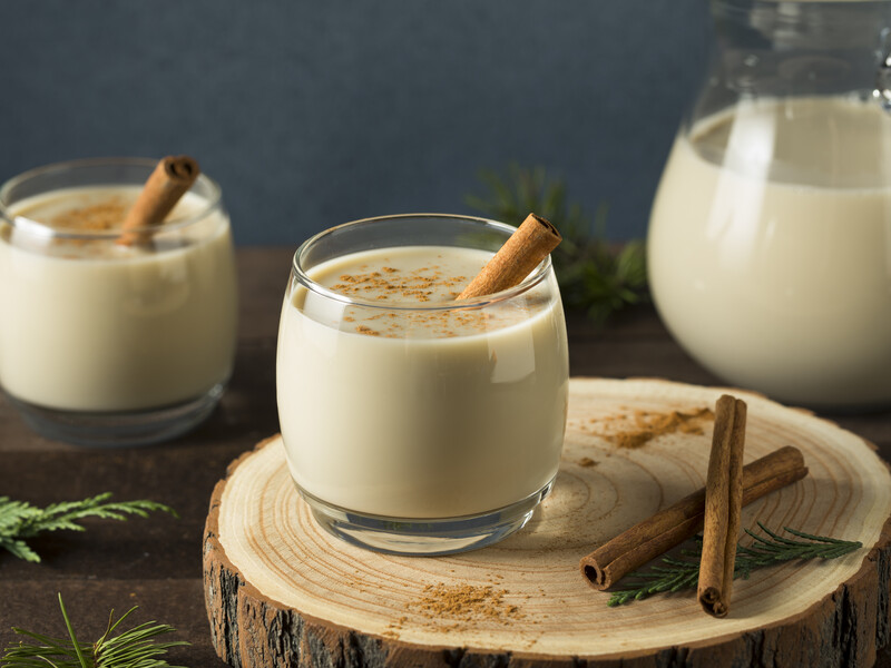 Змішайте це міксером, охолодіть у холодильнику й наступного дня смакуйте найсмачніший домашній лікер "Бейліс"