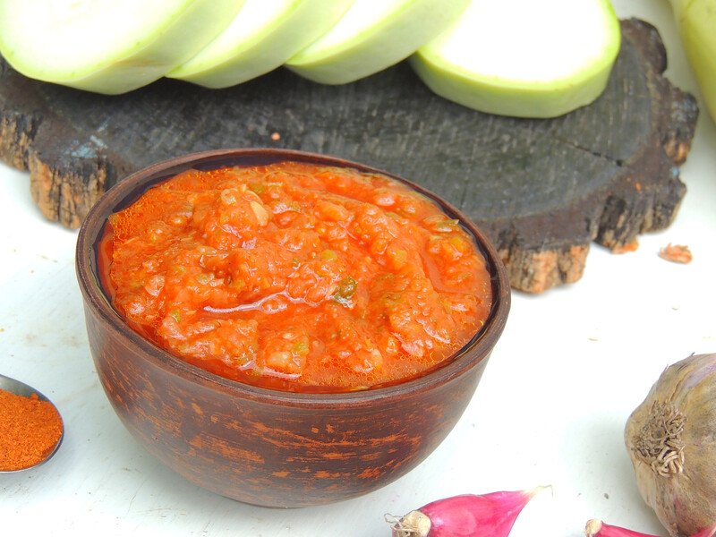 "Я не могла повірити, що в цій аджиці є кабачки". Легкий рецепт – усе подрібнити й протушкувати "Я не могла повірити, що в цій аджиці є кабачки". Легкий рецепт – усе подрібнити й протушкувати