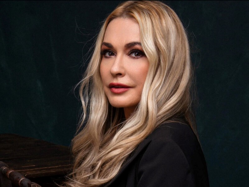 "Я почала за цим слідкувати". Ольга Сумська розповіла, за що її критикує молодша донька-актриса