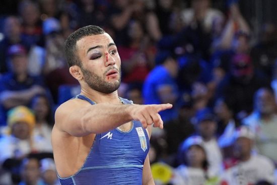 "Золото" не підкорилося: борець Насібов став срібним призером Олімпіади-2024