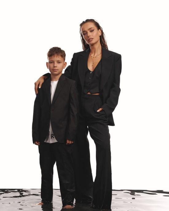 Ксенія Мішина відправила 12-річного сина на відпочинок і розкрила, де він без неї проведе канікули