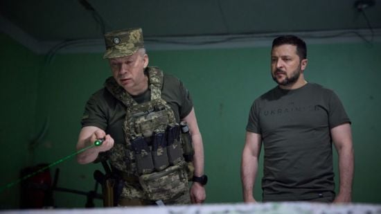 Сирський доповів Зеленському про ситуацію на фронті: які успіхи в ЗСУ і де наступає ворог