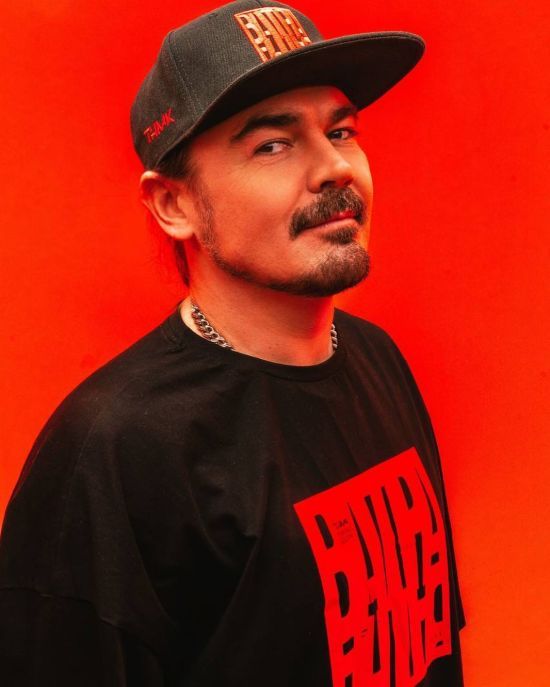 Фагот замилував рідкісним фото з 14-річним сином від екскоханої і привітав його з важливим святом