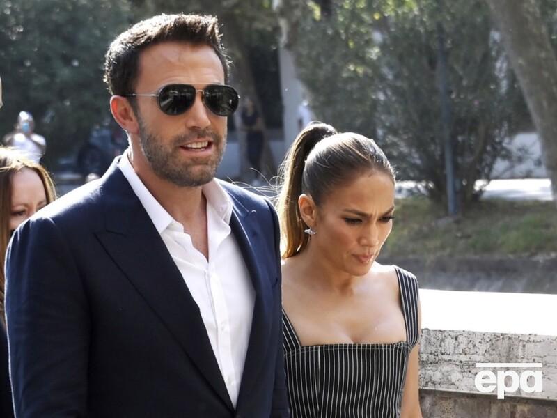 "Увесь світ цього хотів". ЗМІ розповіли, чому Лопес і Аффлек наважилися дати другий шанс своїм стосункам "Увесь світ цього хотів". ЗМІ розповіли, чому Лопес і Аффлек наважилися дати другий шанс своїм стосункам