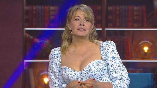 Олена Кравець показалася з підрослими 8-річними двійнятами і заінтригувала їхнім спільним проєктом