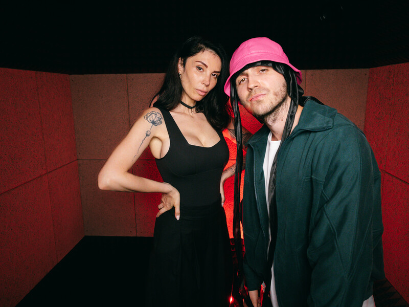 "Червона нитка". Гурт Kalush разом з Ann in Black презентували кліп на пісню про незламне кохання. Відео