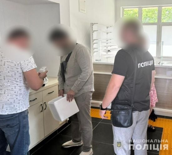 В аптеках Києва виявили фальсифіковані російські ліки: що відомо (фото)