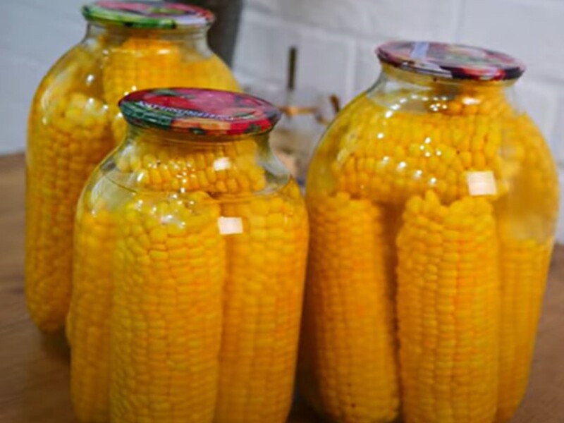 Додайте це в банки – і вийде смачна кукурудза на зиму. Рецепт маринаду