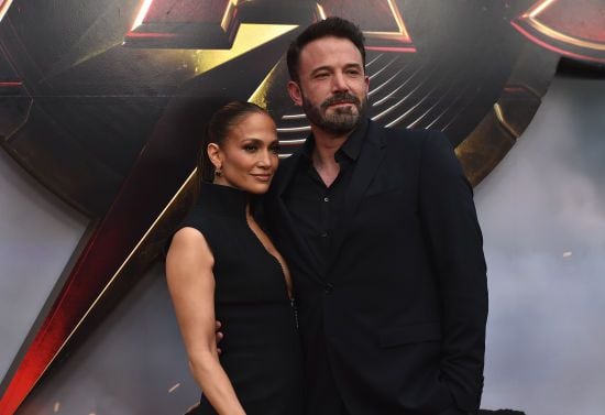 Дженніфер Лопес після двох років шлюбу офіційно подала на розлучення з Беном Аффлеком