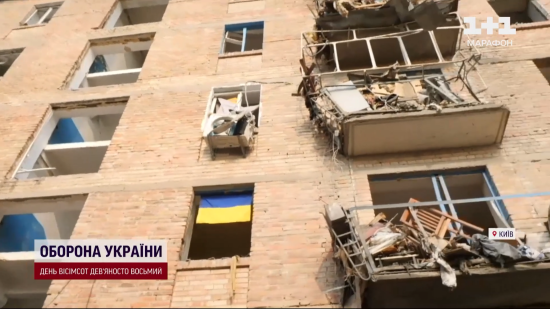 Ракетний удар по будинку на Сирці в Києві: мешканці обурені тимчасовим житлом, яке їм пропонує влада