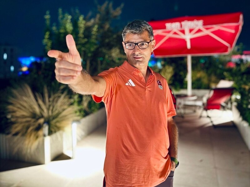 "Не так виграв срібну, як програв золоту медаль". У мережі обговорюють невимушену манеру стрільби 51-річного Дікеча з Туреччини "Не так виграв срібну, як програв золоту медаль". У мережі обговорюють невимушену манеру стрільби 51-річного Дікеча з Туреччини